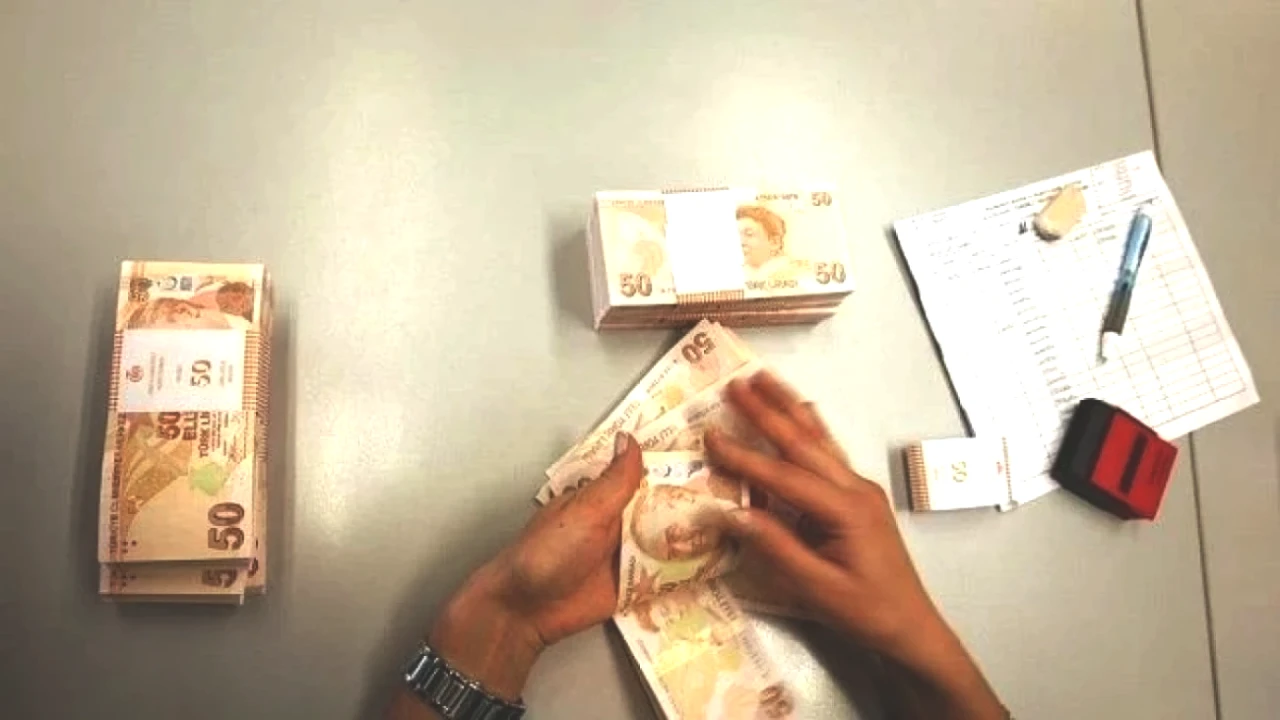 Erken Emeklilik Fırsatı! EYT Dışındakilere SGK'dan Üç Yeni İmkan Açıldı!